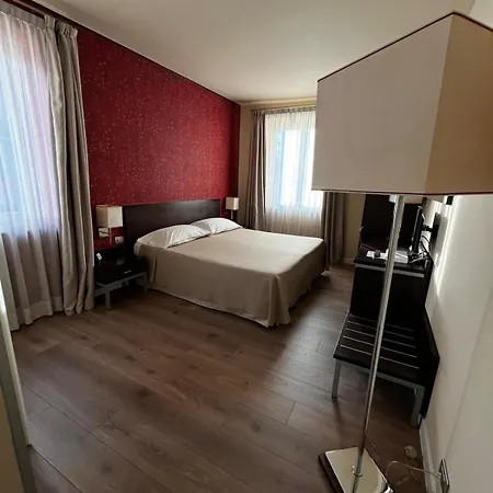 Fortyfive Szálloda 3*