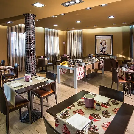 Hotel Fortyfive 3*